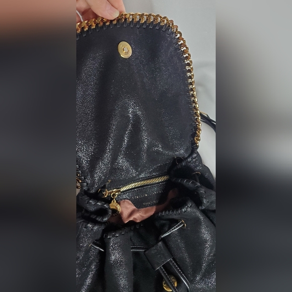🔥🔥STELLA McCARTNEY-faux brushed-leather backpack-whipstiched gold chain trim. - Picture 12 of 13